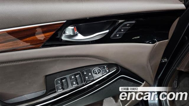 Kia All New K7 Prestige, 2016 19