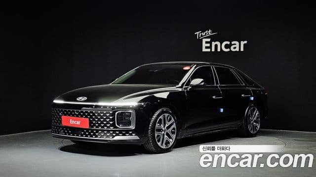 Hyundai Grandeur (GN7) Exclusive, 2025 1