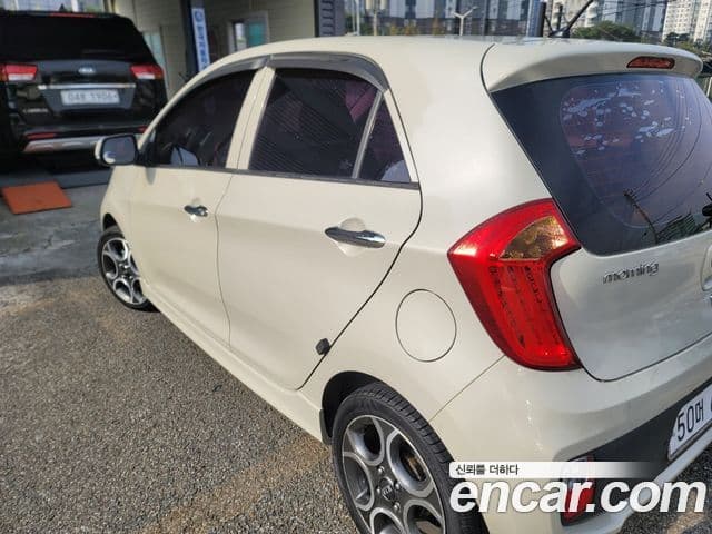 Kia All New Morning Luxury, 2013 4