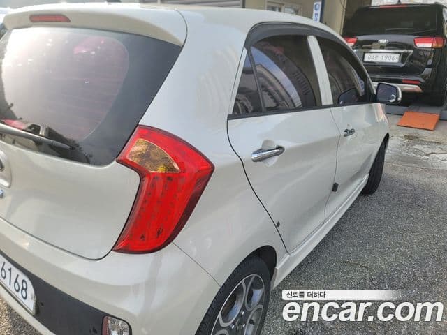 Kia All New Morning Luxury, 2013 8