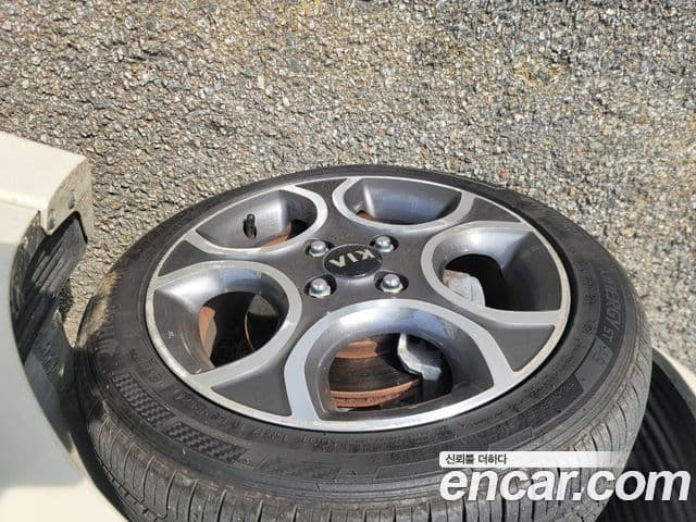 Kia All New Morning Luxury, 2013 17