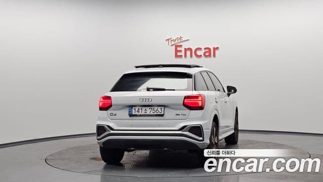 Audi Q2 Premium, 2023 4