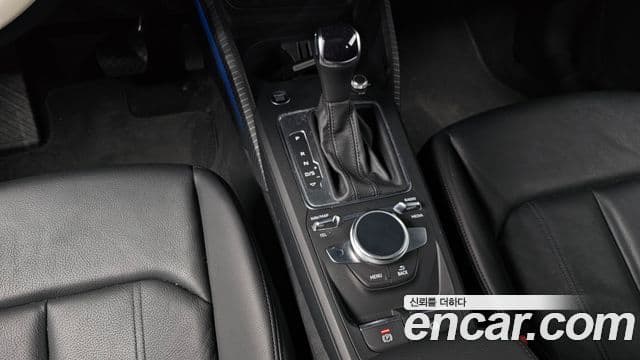 Audi Q2 Premium, 2023 9