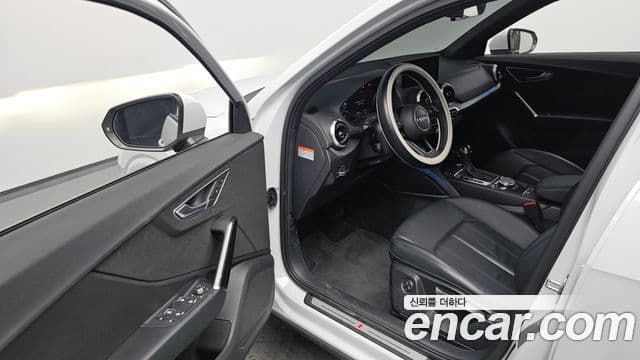 Audi Q2 Premium, 2023 11