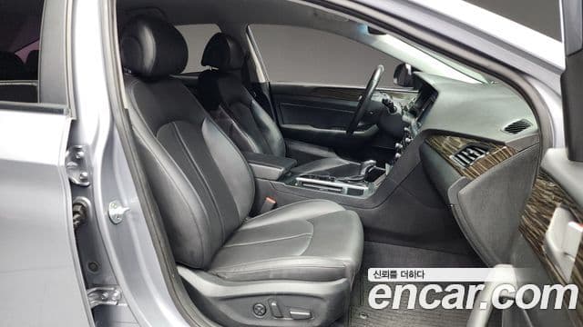 Hyundai LF Sonata Special, 2016 9