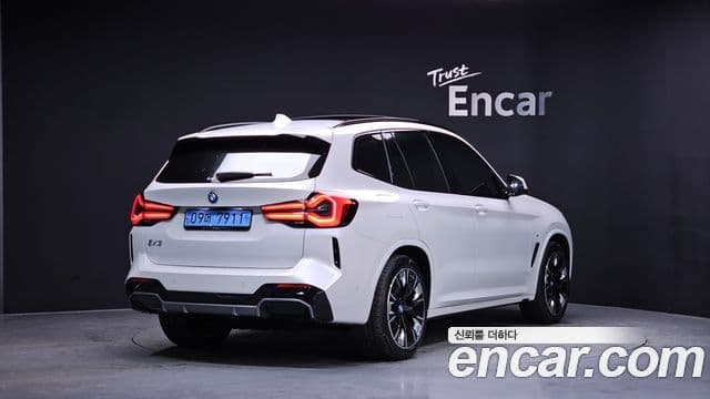 BMW iX3 M Sport, 2024 2