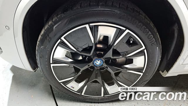 BMW iX3 M Sport, 2024 все фото