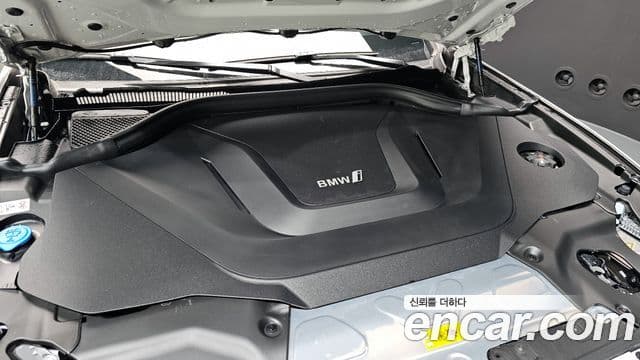 BMW iX3 M Sport, 2024 6