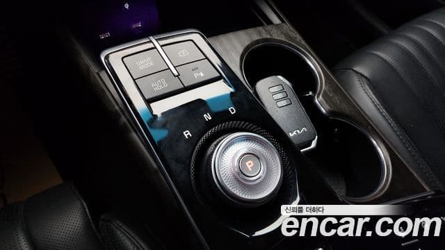 Kia K8 Signature, 2022 9