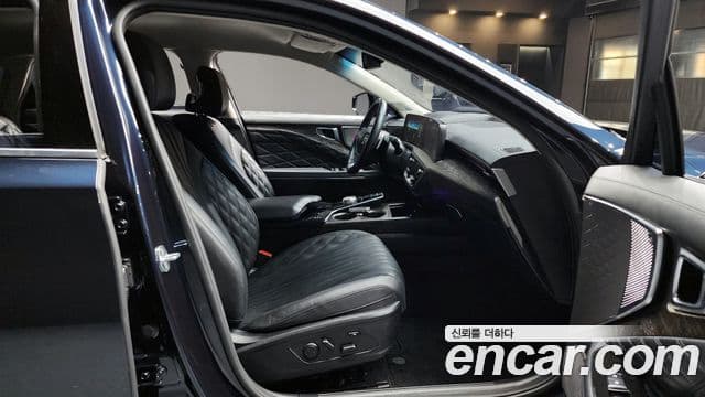 Kia K8 Signature, 2022 10
