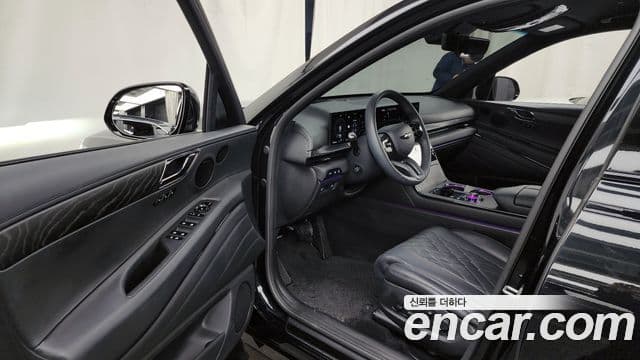 Genesis GV80 чёрный, 2025 10