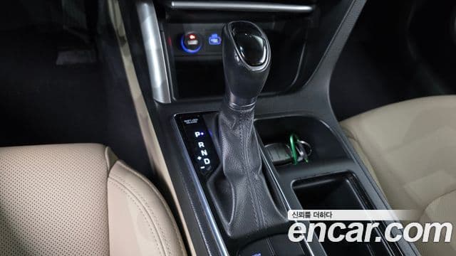 Hyundai LF Sonata Special, 2015 9