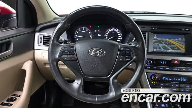 Hyundai LF Sonata Special, 2015 13