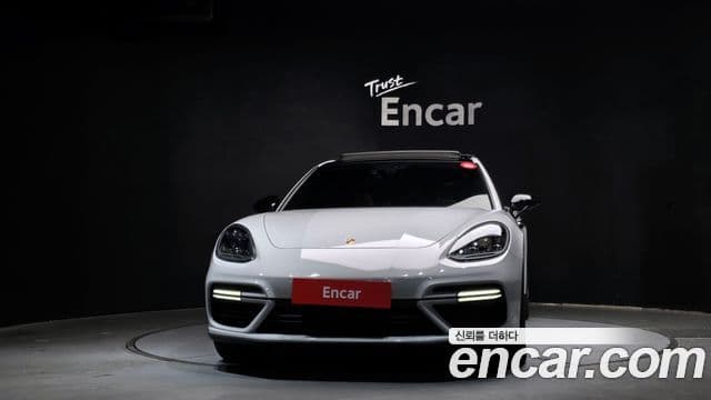 Porsche Panamera (971) 4.0 турбо, 2018 3