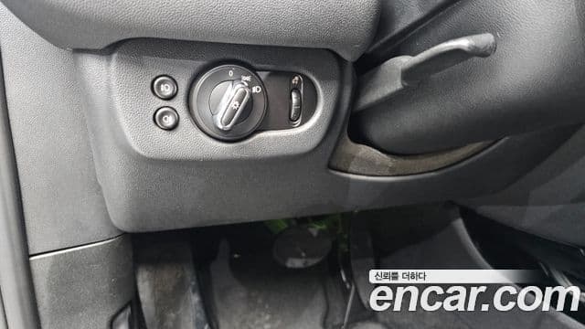 Mini Cooper D 클럽맨 2세대, 2016 18