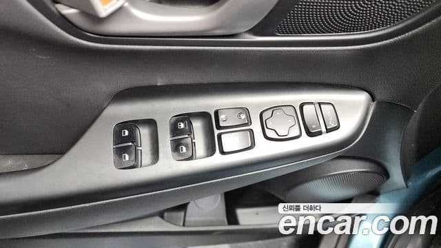 Hyundai Kona Modern, 2018 18