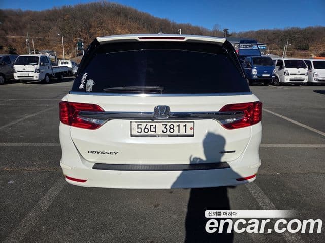 Honda Odyssey 5세대, 2019 8