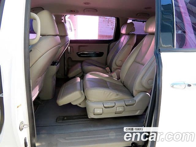 Kia The / новый New Carnival VIP, 2019 6