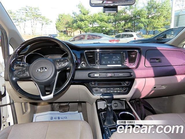 Kia The / новый New Carnival VIP, 2019 7