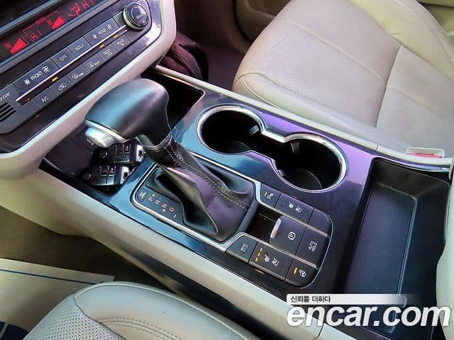 Kia The / новый New Carnival VIP, 2019 10