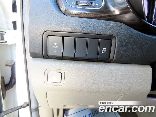 Kia The / новый New Carnival VIP, 2019 12