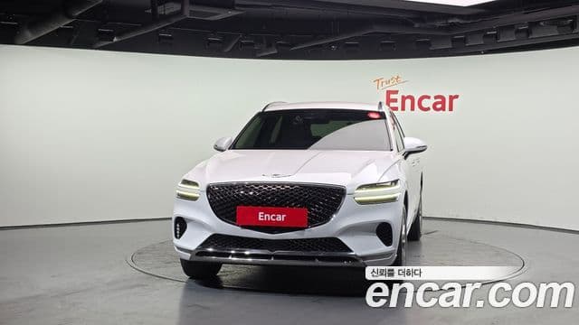 Genesis GV70, 2022 3