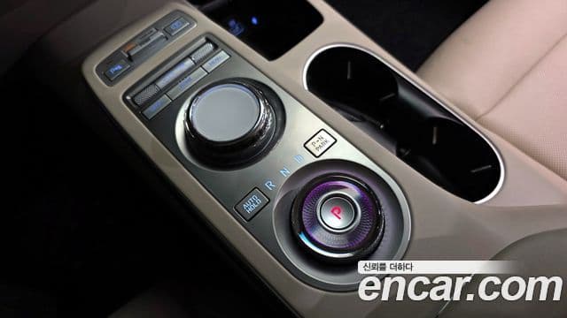 Genesis GV70, 2022 9