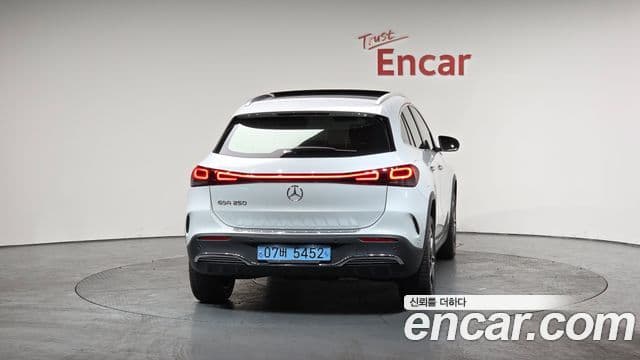 Mercedes-Benz EQA H243 EQA250 AMG пакет Plus, 2022 4