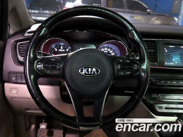 Kia All New Carnival Prestige, 2017 13