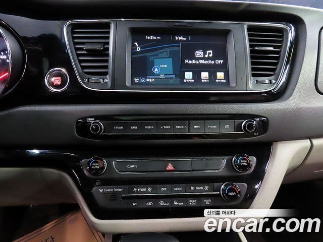 Kia All New Carnival Prestige, 2017 15