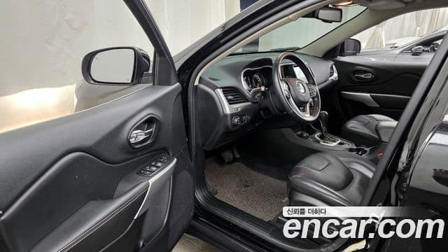 Jeep Cherokee(KL) 2.4 Longitude high AWD, 2018 10