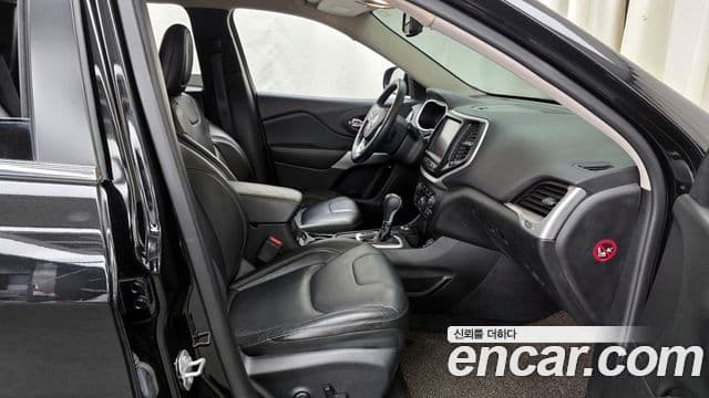 Jeep Cherokee(KL) 2.4 Longitude high AWD, 2018 11