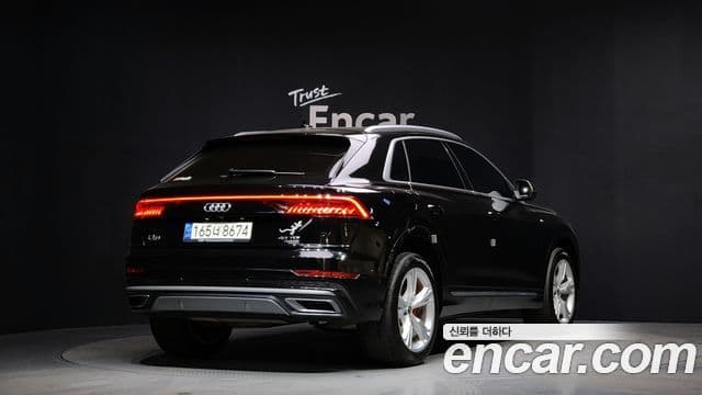 Audi Q8 (4M) Premium, 2022 2