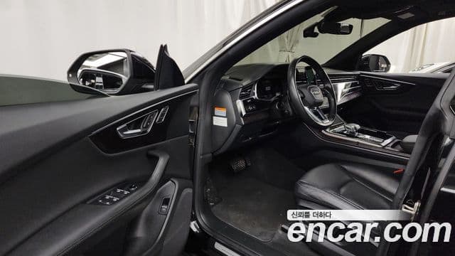 Audi Q8 (4M) Premium, 2022 10