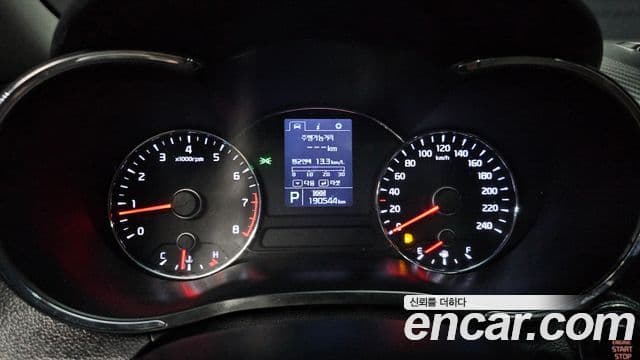 Kia K3 Prestige, 2015 8