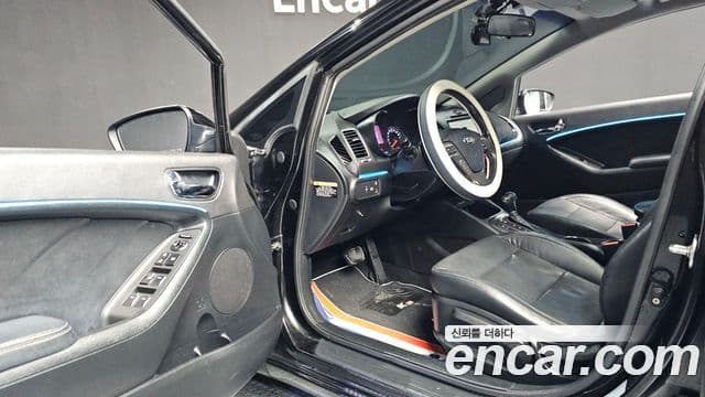 Kia K3 Prestige, 2015 10