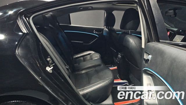 Kia K3 Prestige, 2015 12