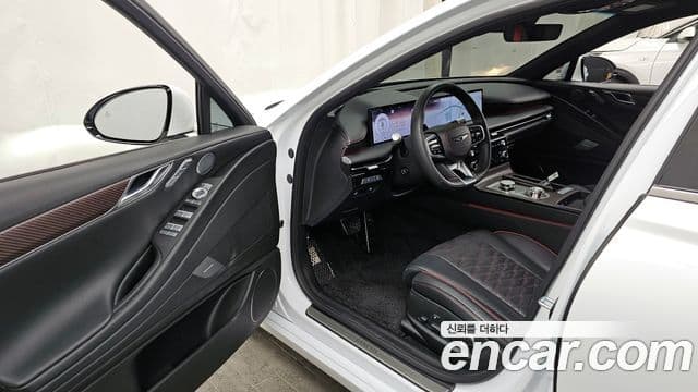 Genesis G80 (RG3) бензин 3.5 турбо AWD, 2025 10