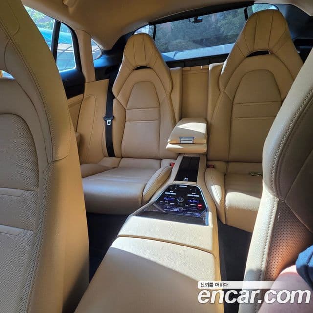 Porsche Panamera (971), 2020 19