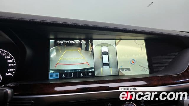 Genesis EQ900 Prestige, 2016 10