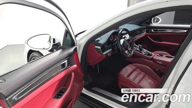 Porsche Panamera (971) 4.0 турбо, 2018 12