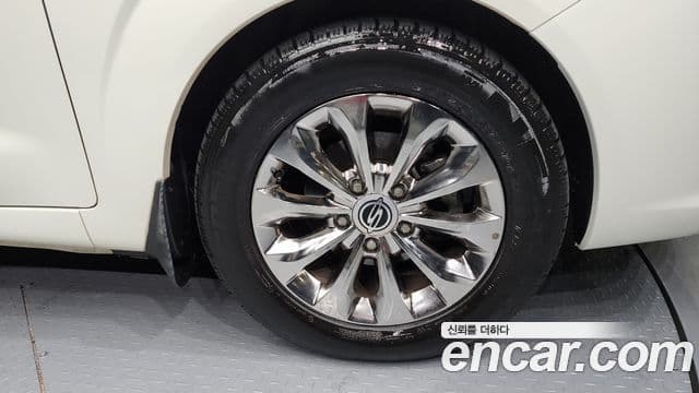 KG모빌리티(SsangYong) Korando 투리스모 4WD TX 9인승, 2016 все фото