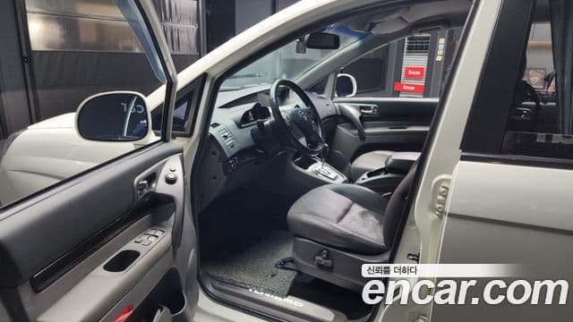 KG모빌리티(SsangYong) Korando 투리스모 4WD TX 9인승, 2016 10