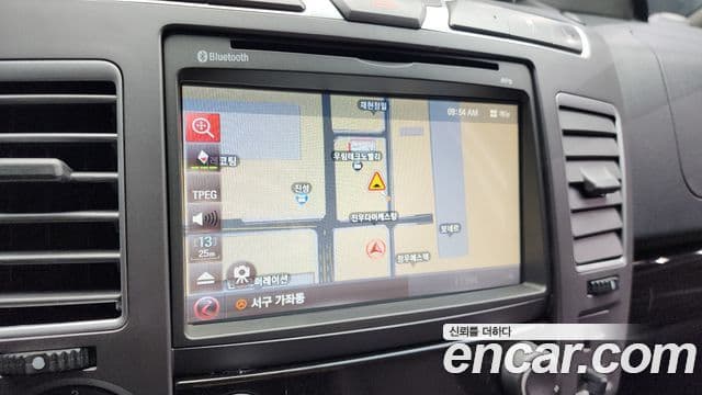 KG모빌리티(SsangYong) Korando 투리스모 4WD TX 9인승, 2016 14