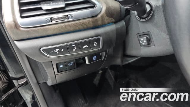 Genesis G90 Premium Luxury, 2020 12