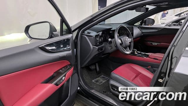 Lexus NX350h 2세대 Premium, 2025 10