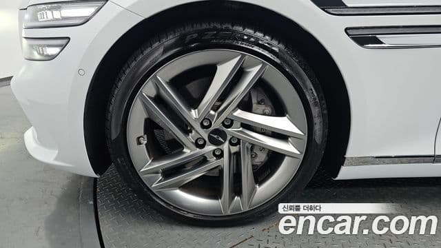 Genesis G80 (RG3) бензин 2.5 турбо AWD, 2025 все фото