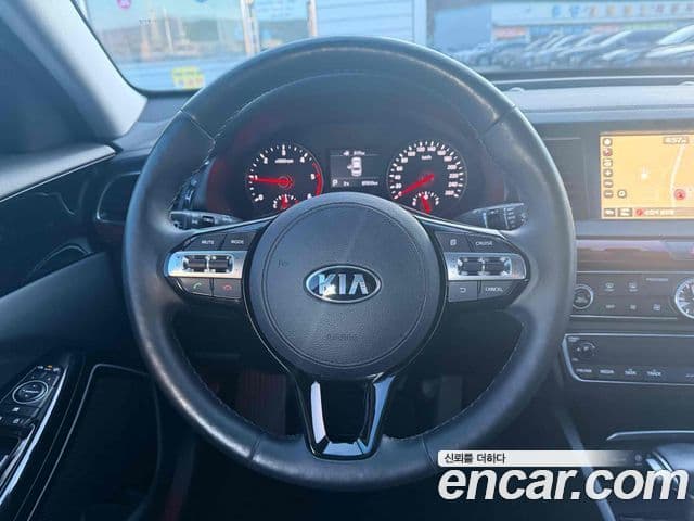 Kia All New K7 Prestige, 2016 9