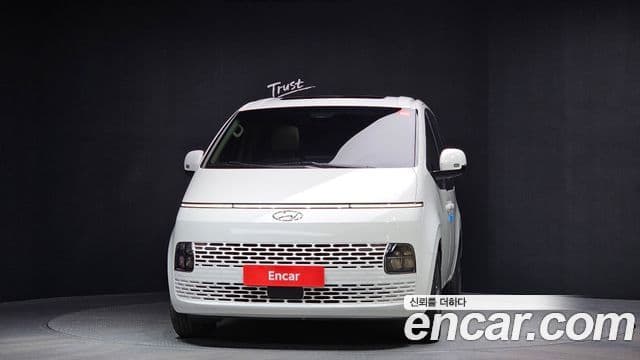 Hyundai Staria Modern, 2024 3