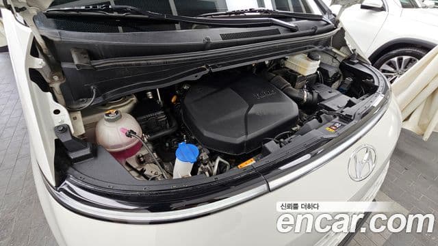 Hyundai Staria Modern, 2024 6